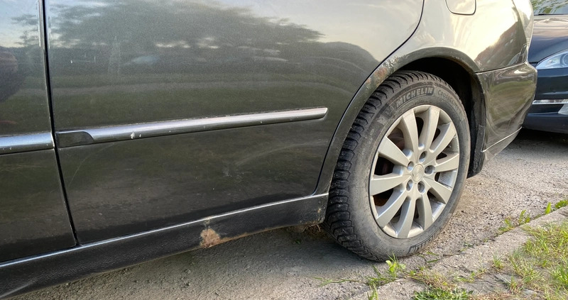 Lexus IS cena 10000 przebieg: 253034, rok produkcji 2004 z Warszawa małe 436